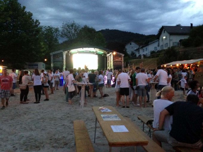 PublicViewing